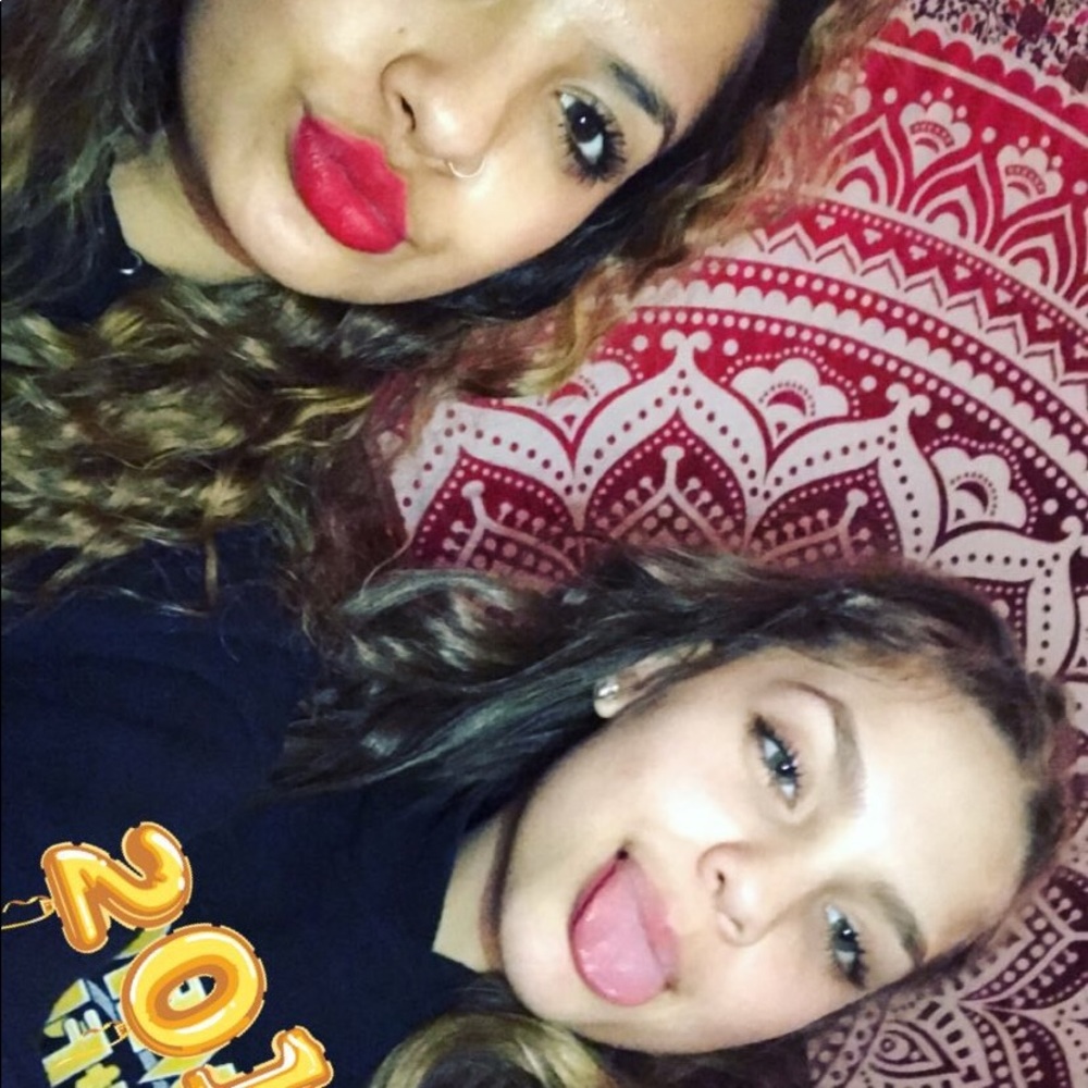 Meet your Posher, Lala